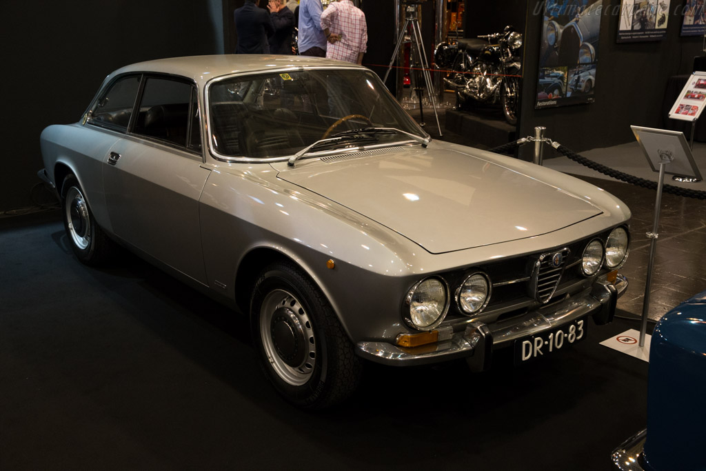 Alfa Romeo Giulia GT  - Entrant: Strada e Corsa - 2015 Techno Classica