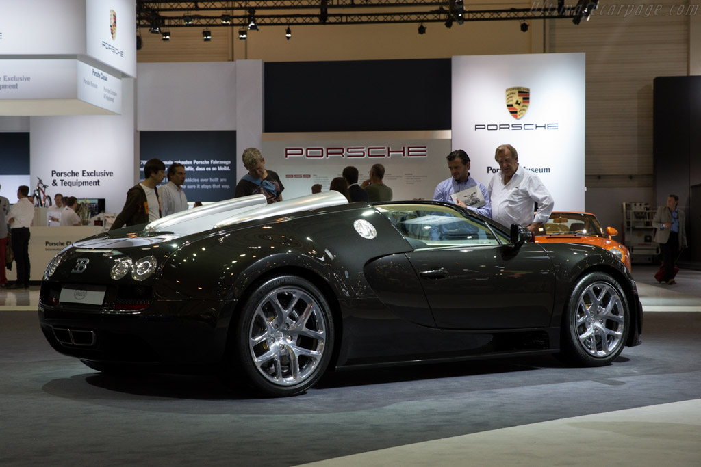 Bugatti Veyron Grand Sport Vitesse - Chassis: VF9SV25264M795047 - Entrant: Bugatti Automobiles - 2015 Techno Classica
