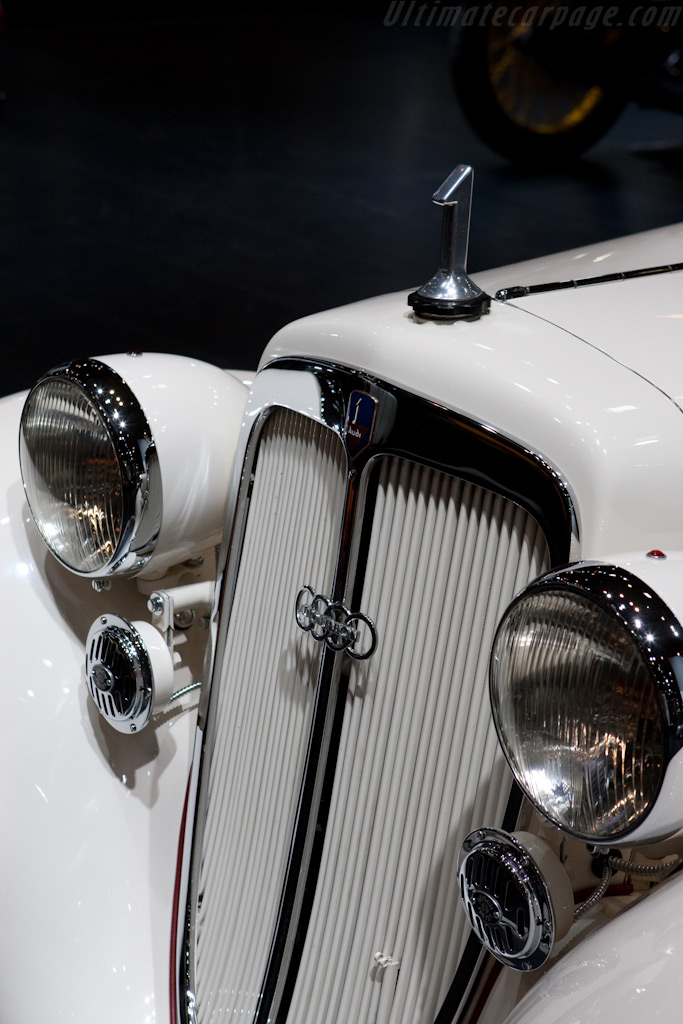 Audi 225 Front   - 2009 Techno Classica