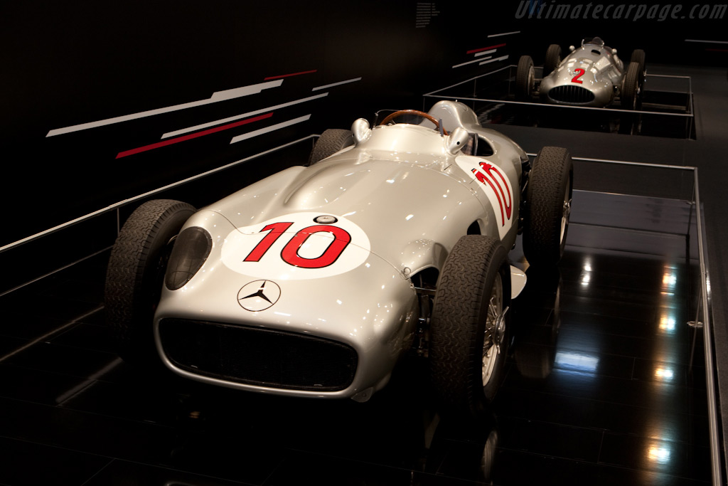 Mercedes-Benz W196 and W154   - 2009 Techno Classica