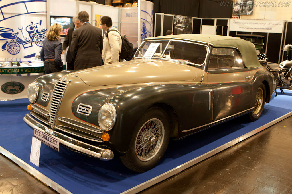 Alfa Romeo 6C 2500 SS Pinin Farina Cabriolet   - 2011 Techno Classica
