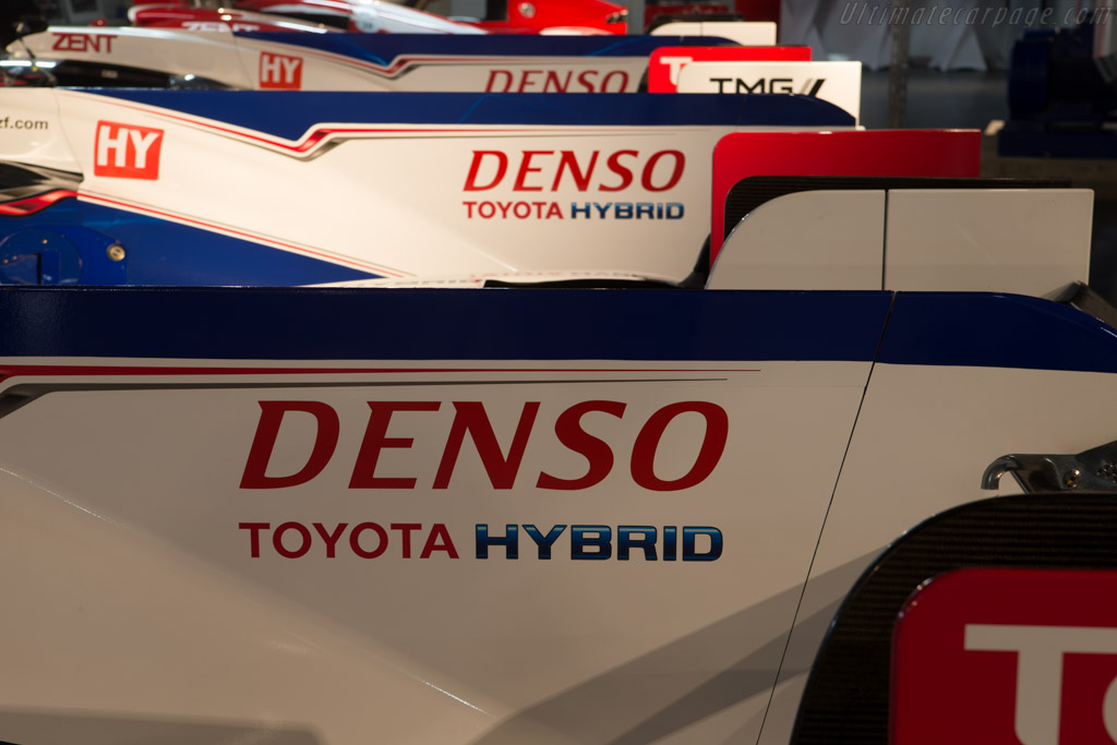 Toyota TS030 Hybrid   - Toyota Motorsport visit