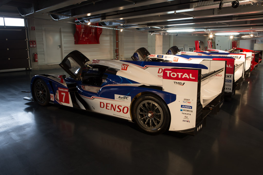 Toyota TS030 Hybrid   - Toyota Motorsport visit