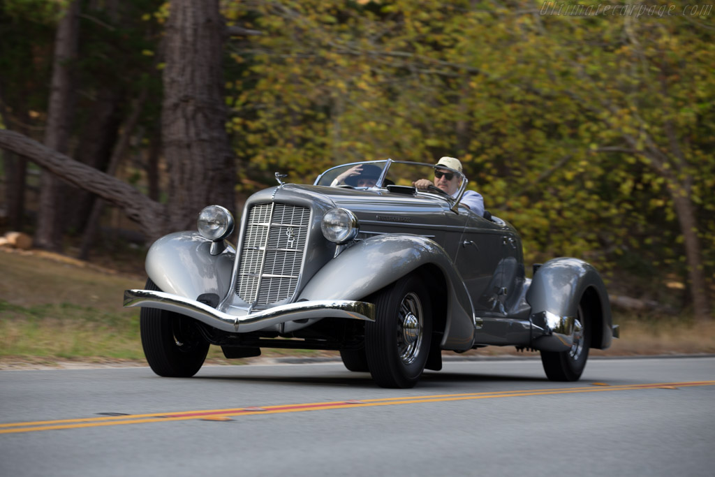 Auburn 851 SC Speedster - Chassis: 33151E - Entrant: Paul & Cheryl Petrovich - 2015 Pebble Beach Concours d'Elegance