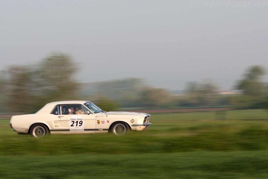 Ford Mustang   - 2009 Tour Auto