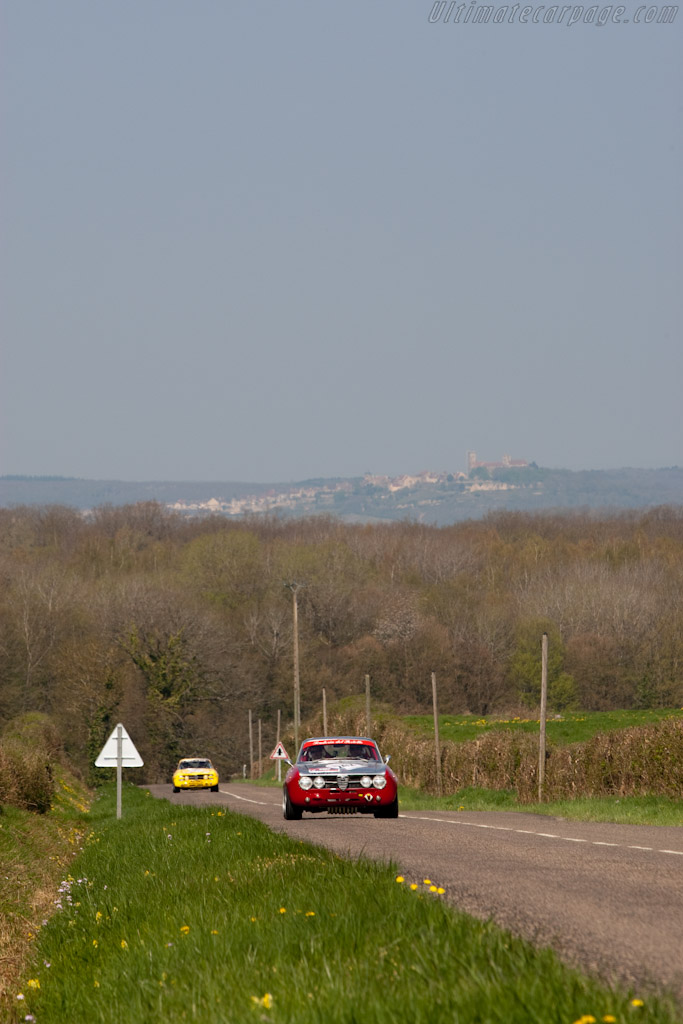 Alfa Romeo Giulia 1750 GTAm   - 2010 Tour Auto
