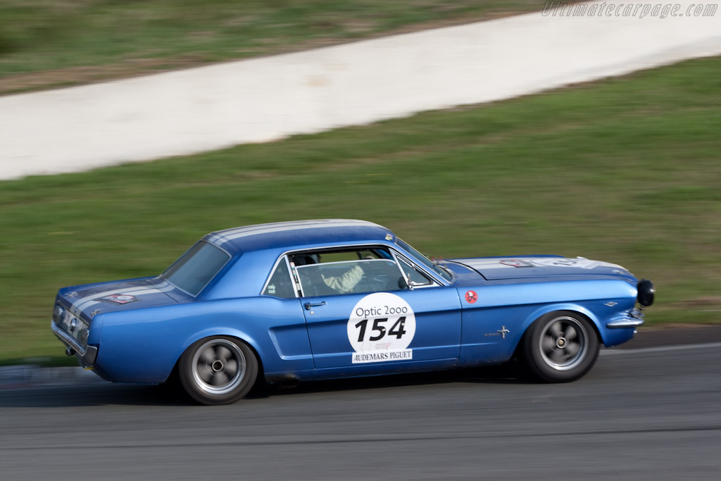 Ford Mustang   - 2010 Tour Auto