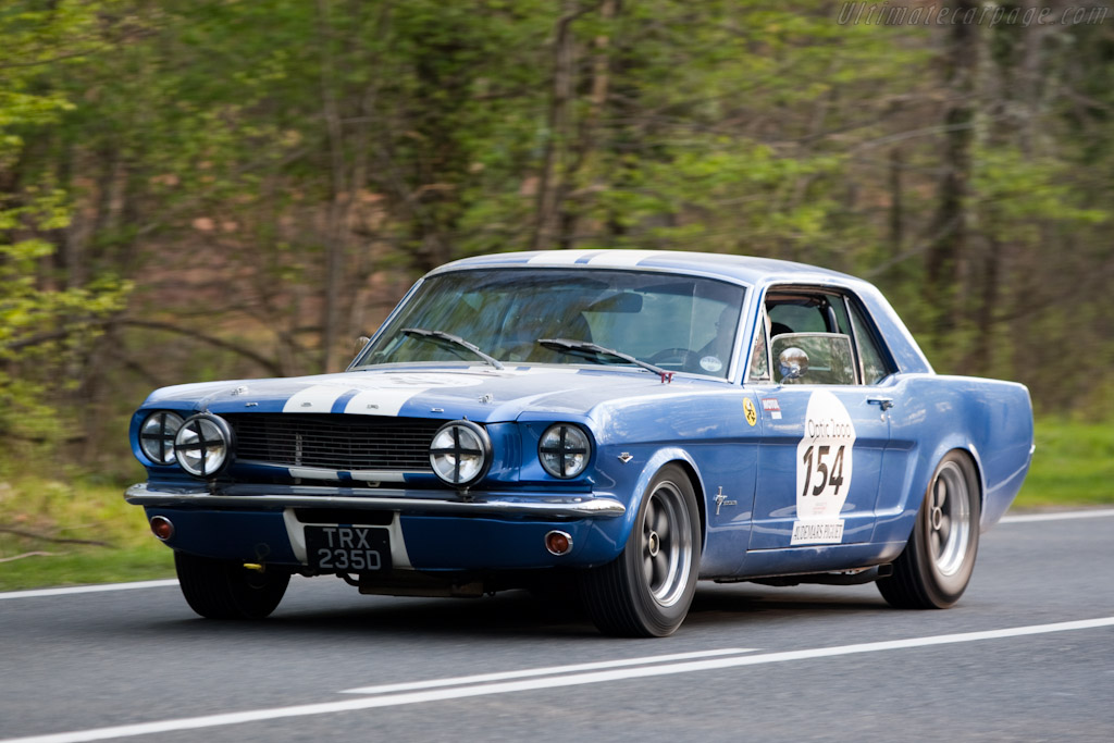 Ford Mustang   - 2010 Tour Auto