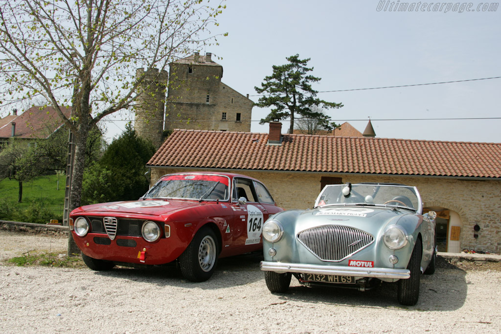 Lunch at Chateau de Rosay   - 2010 Tour Auto