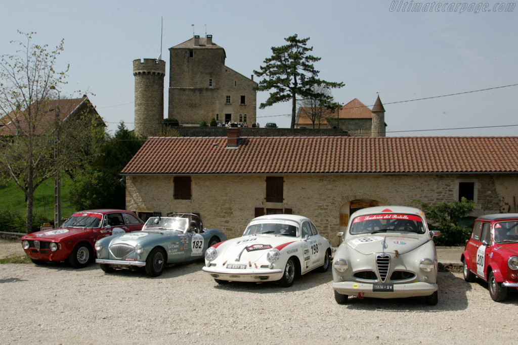 Lunch at Chateau de Rosay   - 2010 Tour Auto