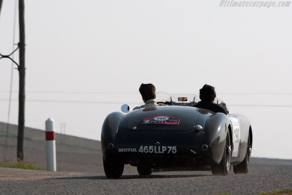 MGA   - 2010 Tour Auto