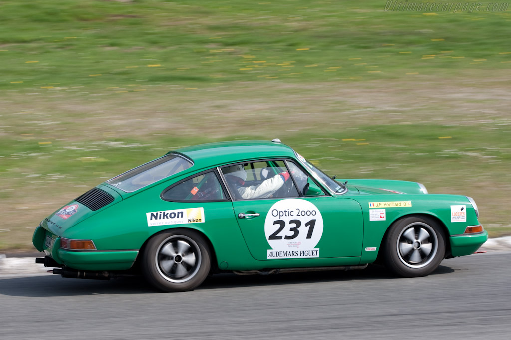 Porsche 911   - 2010 Tour Auto