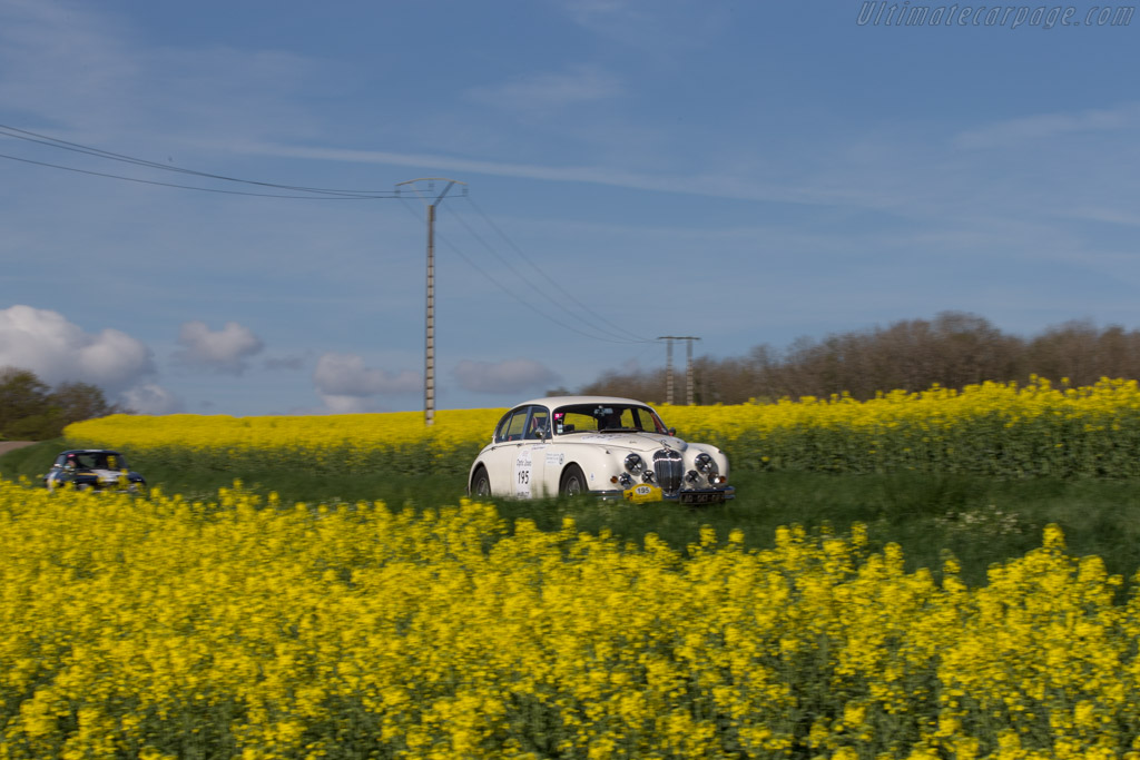 Jaguar Mk II  - Driver: Simon Nobili / Philippe Valdain - 2014 Tour Auto