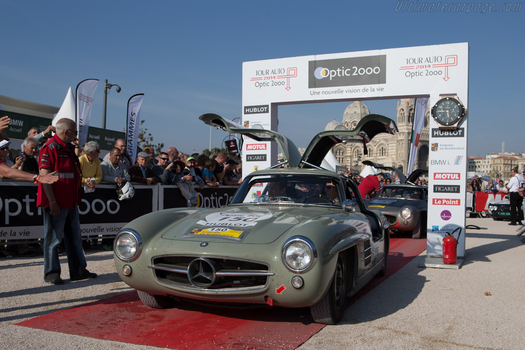Mercedes-Benz 300 SL - Chassis: 198.040.5500449 - Driver: Bernardo Hartogs / Paul Chase-Gardener - 2014 Tour Auto