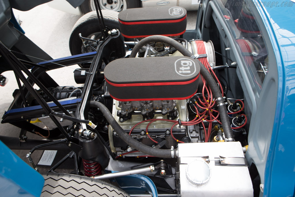 Porsche 904 - Chassis: 904-027 - Driver: Jean-Marc Bussolini / Patricia Bussolini - 2014 Tour Auto
