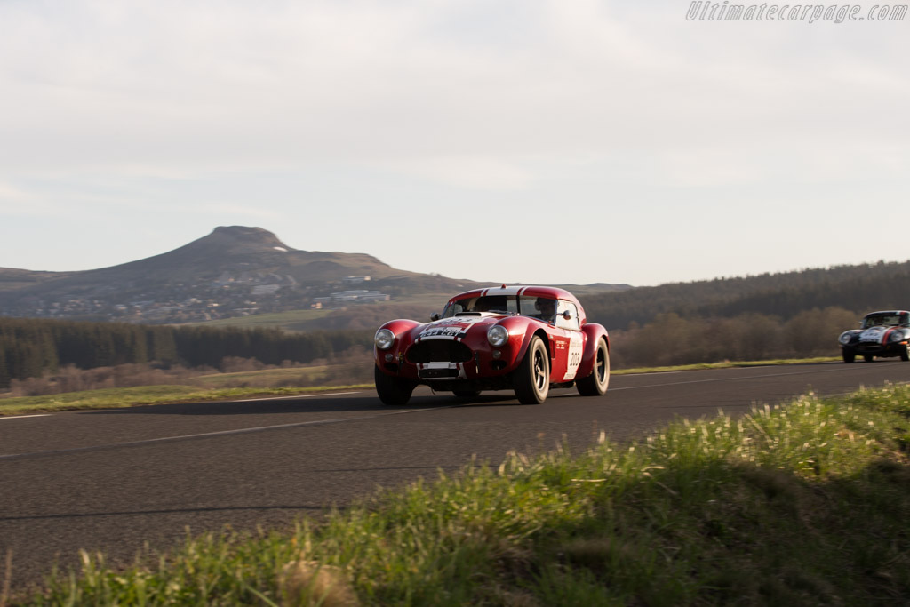 AC Shelby Cobra Le Mans - Chassis: CSX2130 - Driver: Sean Lynn / Kevin Kivlochan - 2015 Tour Auto