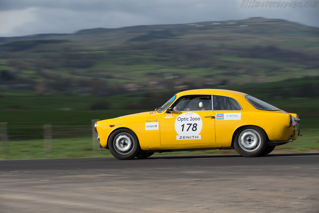 Alfa Romeo Giulietta Sprint Veloce  - Driver: Jean Pierre Clastre / Jean Yves Beaupigny - 2015 Tour Auto