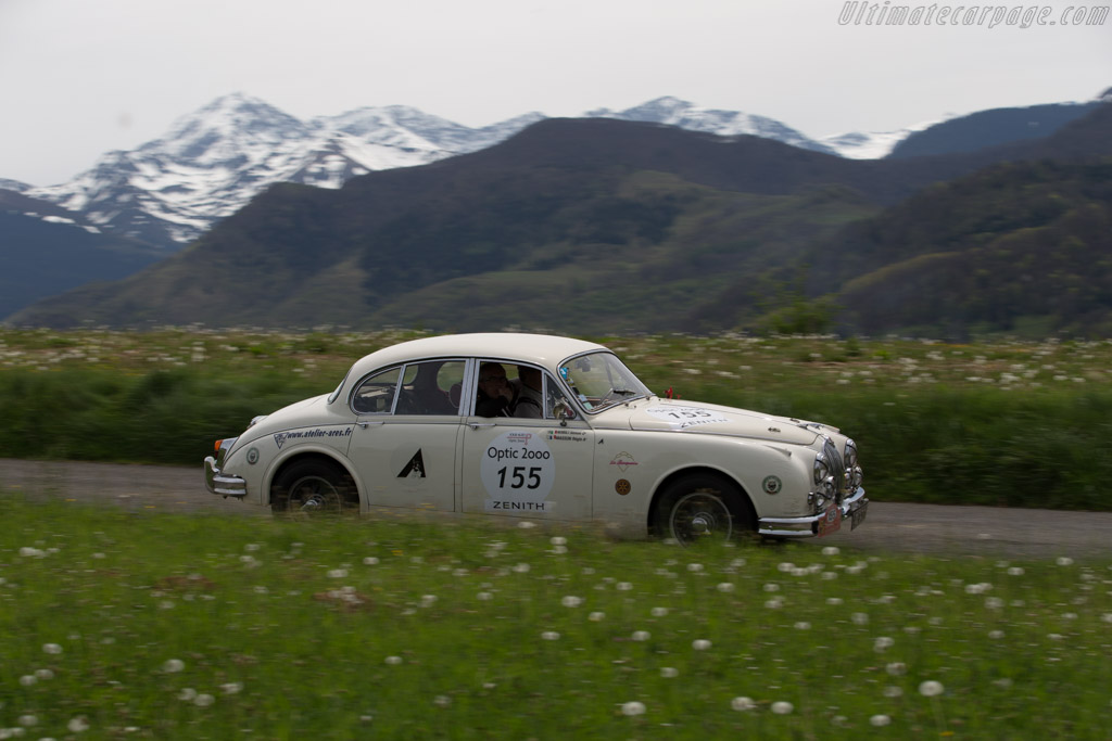 Jaguar MkII - Chassis: 993108 - Driver: Pierre Le Gloahec-Henaff / Alexandre Brasseur - 2015 Tour Auto