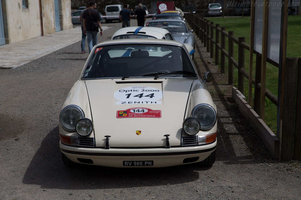 Porsche 911  - Driver: Philippe Rochet / Sophie Leiser - 2015 Tour Auto