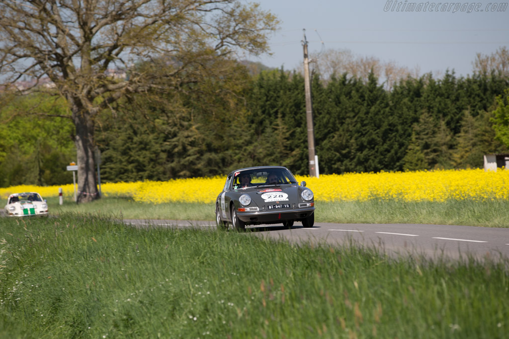 Porsche 911  - Driver: Thierry Lafont / Jean-Claude Penicaud - 2015 Tour Auto