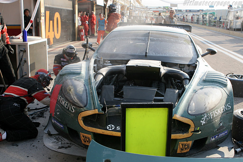 Fire in the hole - Chassis: DBR9/1 - Entrant: Aston Martin Larbre - 2007 Le Mans Series Valencia 1000 km