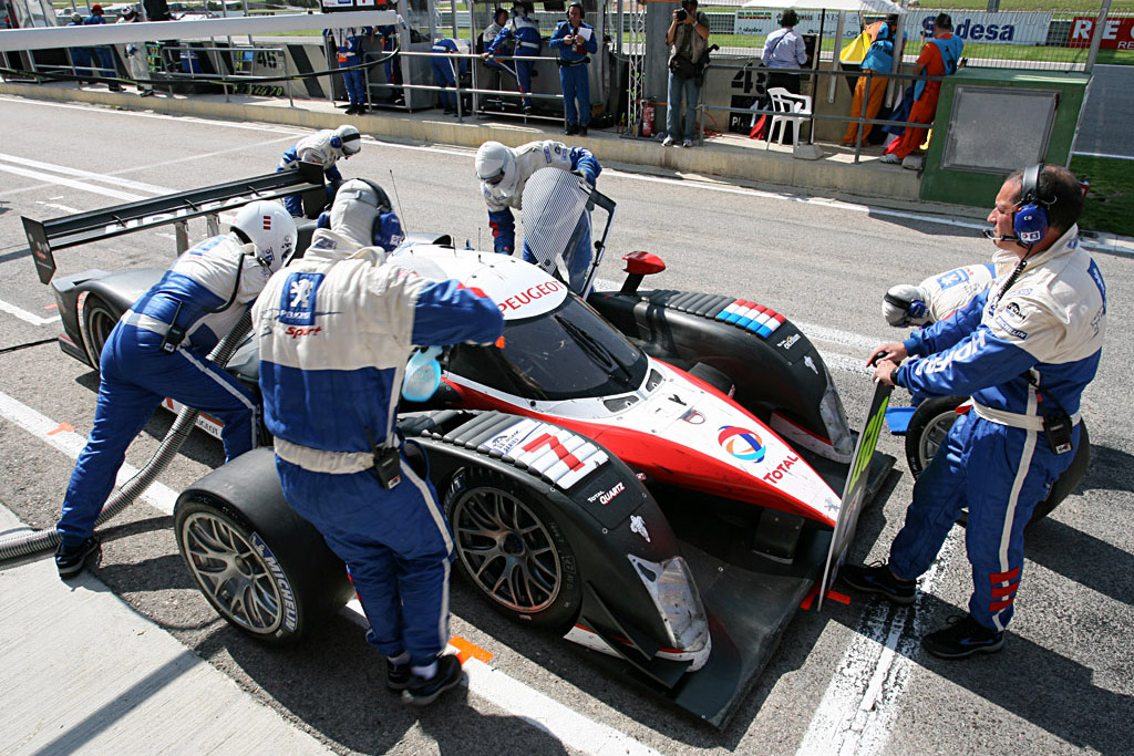 Full Service - Chassis: 908-02 - Entrant: Team Peugeot Total - 2007 Le Mans Series Valencia 1000 km