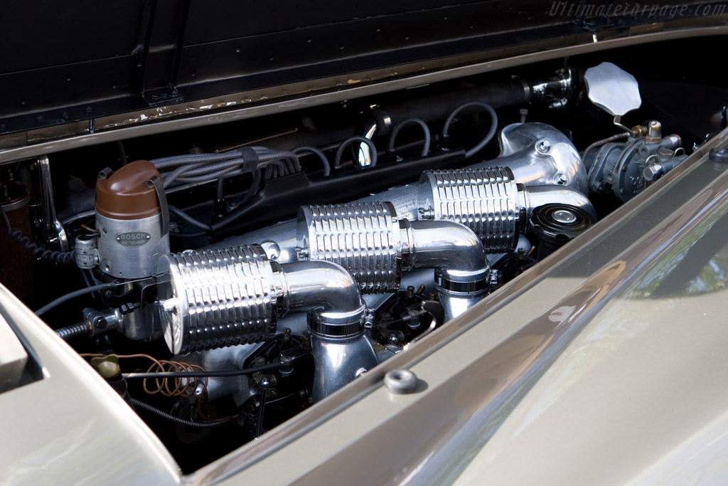 Alfa Romeo 6C 2500 SS Pinin Farina Cabriolet - Chassis: 915026  - 2008 Concorso d'Eleganza Villa d'Este
