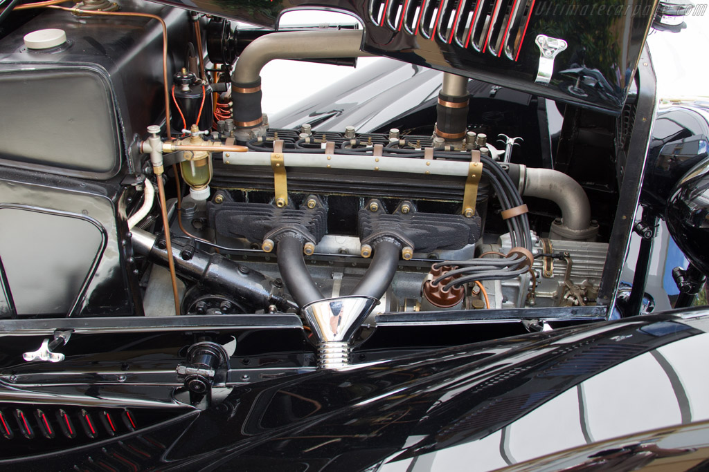 OM Superba 665 SS MM - Chassis: 665108 - Entrant: Silvia Nicolis - 2015 Concorso d'Eleganza Villa d'Este