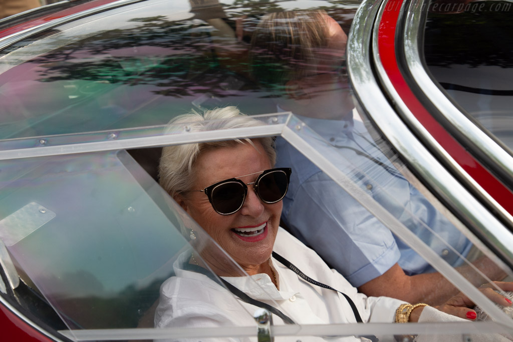 Alfa Romeo Tipo 33 Stradale - Chassis: 75033.110 - Entrant: Albert Spiess - 2018 Concorso d'Eleganza Villa d'Este