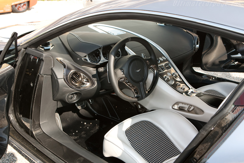 Aston Martin One-77   - 2009 Concorso d'Eleganza Villa d'Este
