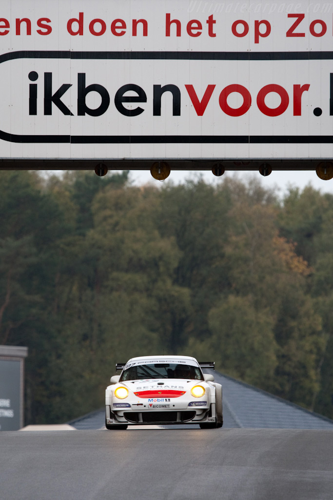 Porsche 997 GT3 RSR - Chassis: WP0ZZZ99Z7S799921  - 2009 FIA GT Zolder