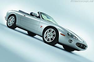 Click here to open the Jaguar XKR Convertible gallery