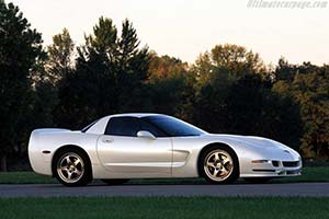 Click here to open the Chevrolet Corvette C5 White Shark gallery