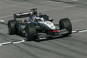 Click here to open the McLaren MP4-17D Mercedes gallery