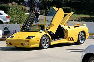 Click here to open the Lamborghini Diablo VT Roadster gallery