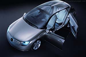 Click here to open the Mercedes-Benz F500 Mind gallery