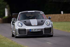 Click here to open the Porsche 911 GT2 RS gallery