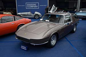 Click here to open the Ferrari 330 GT 2+2 Vignale Shooting Brake gallery