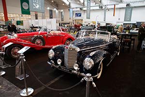 Click here to open the Mercedes-Benz 300 Sc Roadster gallery