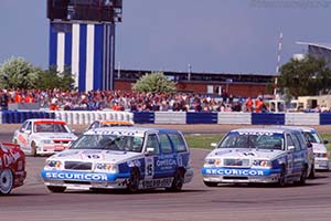 Click here to open the Volvo 850 Estate BTCC  gallery