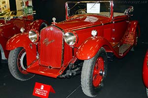 Click here to open the Alfa Romeo 6C 1750 GT Castagna Cabriolet gallery