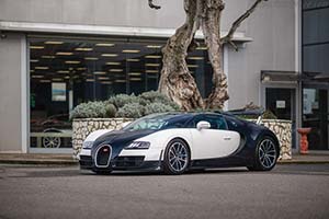 Click here to open the Bugatti Veyron 16.4 Grand Sport Vitesse  gallery