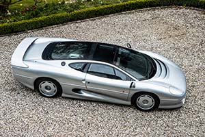 Click here to open the Jaguar XJ220  gallery