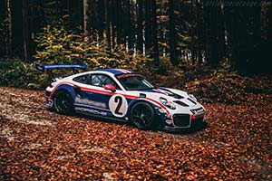 Click here to open the Porsche 911 GT2 RS Clubsport  gallery
