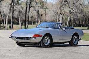 Click here to open the Ferrari 365 GTS/4 Daytona  gallery