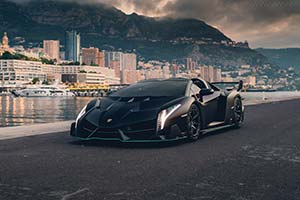 Click here to open the Lamborghini Veneno Roadster  gallery