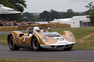 Click here to open the McLaren M1A Oldsmobile gallery