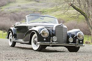 Click here to open the Mercedes-Benz 300 Sc Roadster  gallery