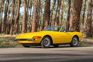 Click here to open the Ferrari 365 GTS/4 Daytona  gallery