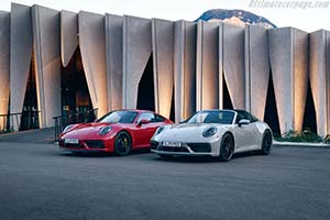 Click here to open the Porsche 911 Targa 4 GTS gallery